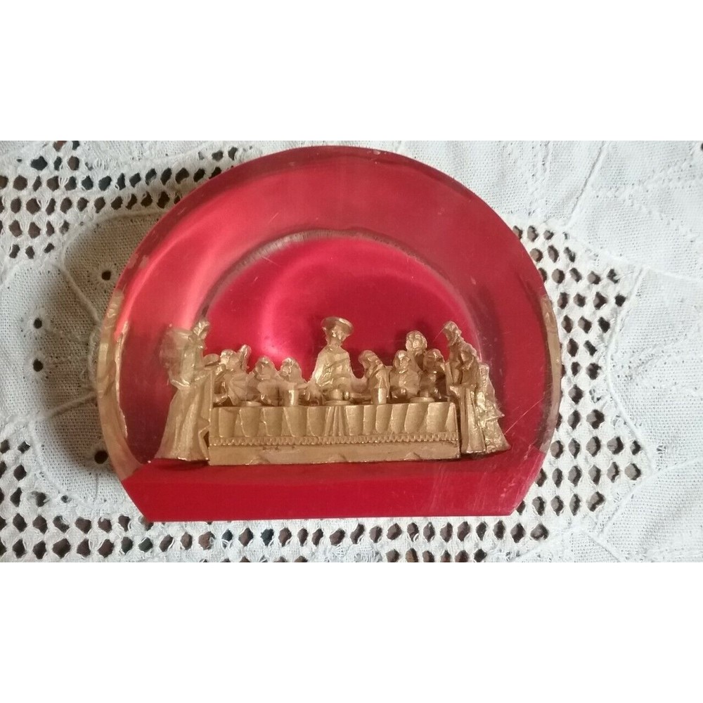 Mid Century The Last Supper Lucite Resin Paperweight Gold and Red